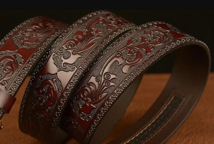 Wholesale Personalized Logo Wolf Head Automatic Buckle Male Belts 100% Genuine Cowhide Leather Casual Belt Man