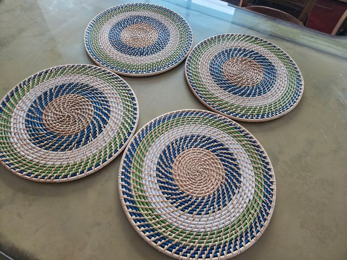 Round Flat Rattan Placemat in Multicolor