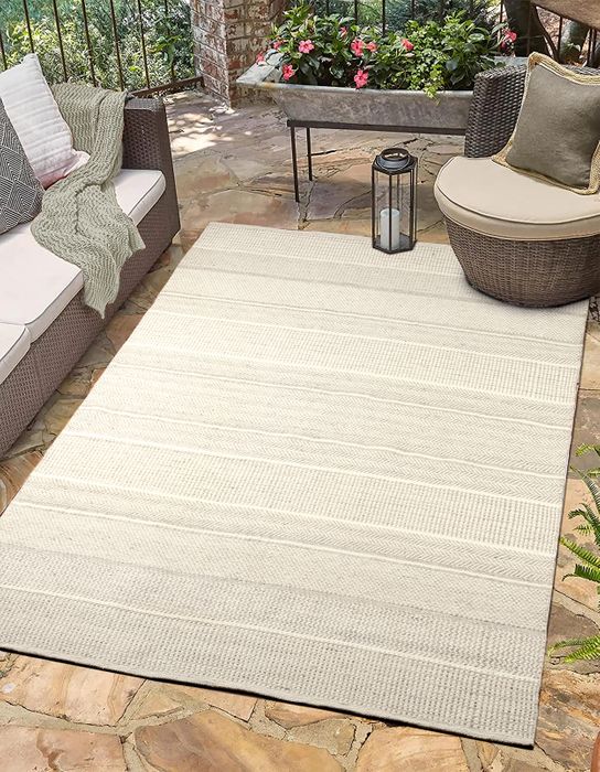 Handloom pet yarn rugs