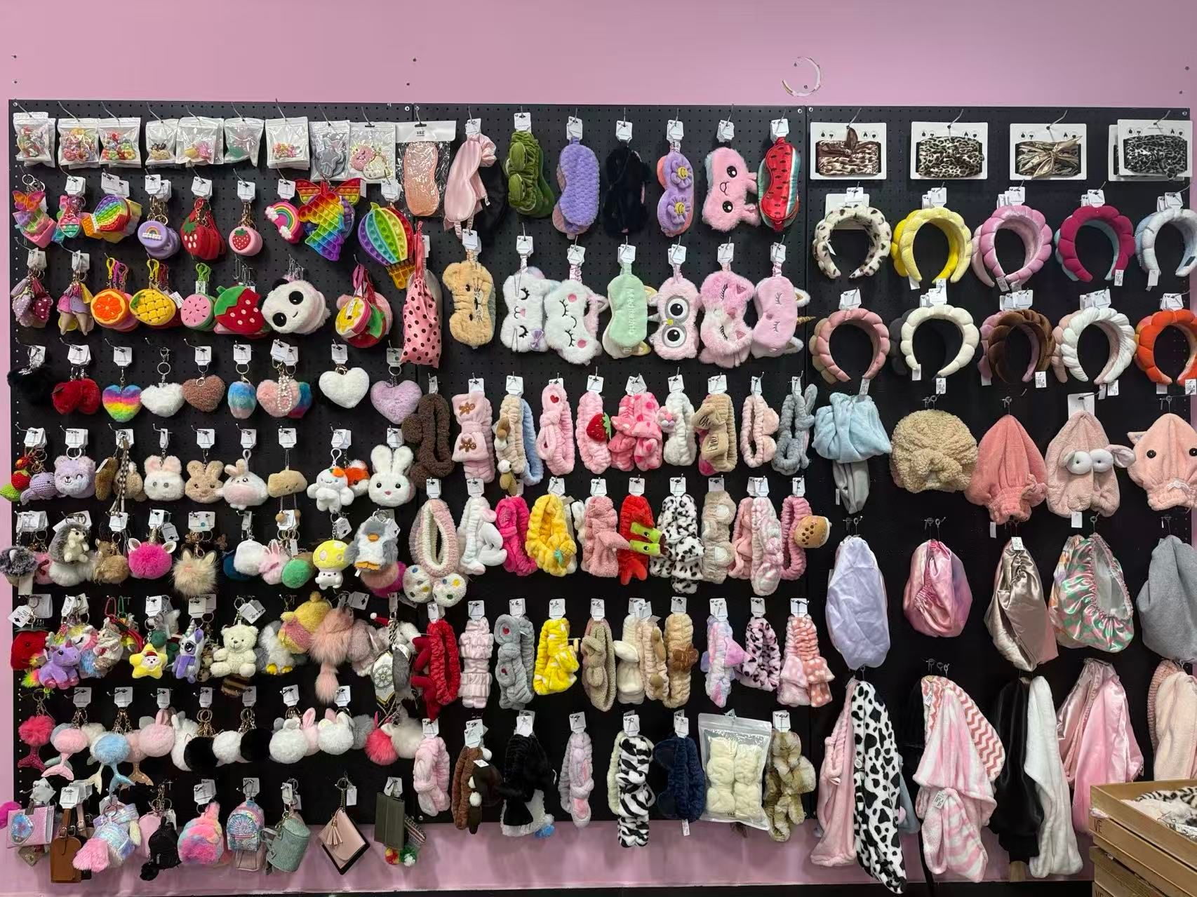 V&E ACCESSORIES.LTD