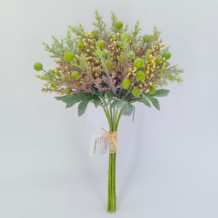 Wholesale flocked artificial green bouquets with berries, artificial flower bunch,  Christmas flower bouquets, fake holly berries for Christmas vase, home garden party arrangements, table centerpieces decorations