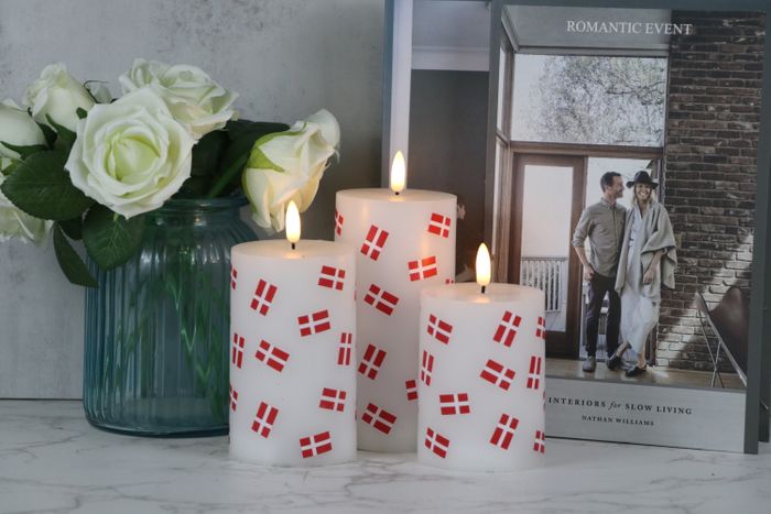 LED PILLAR FLAMELESS CANDLES