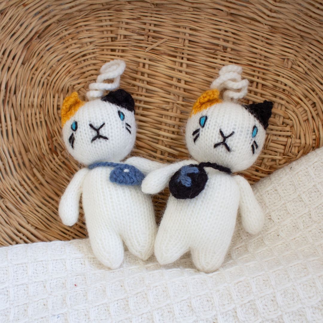 DECORATIVE ORNAMENTS AND KEYCHAINS