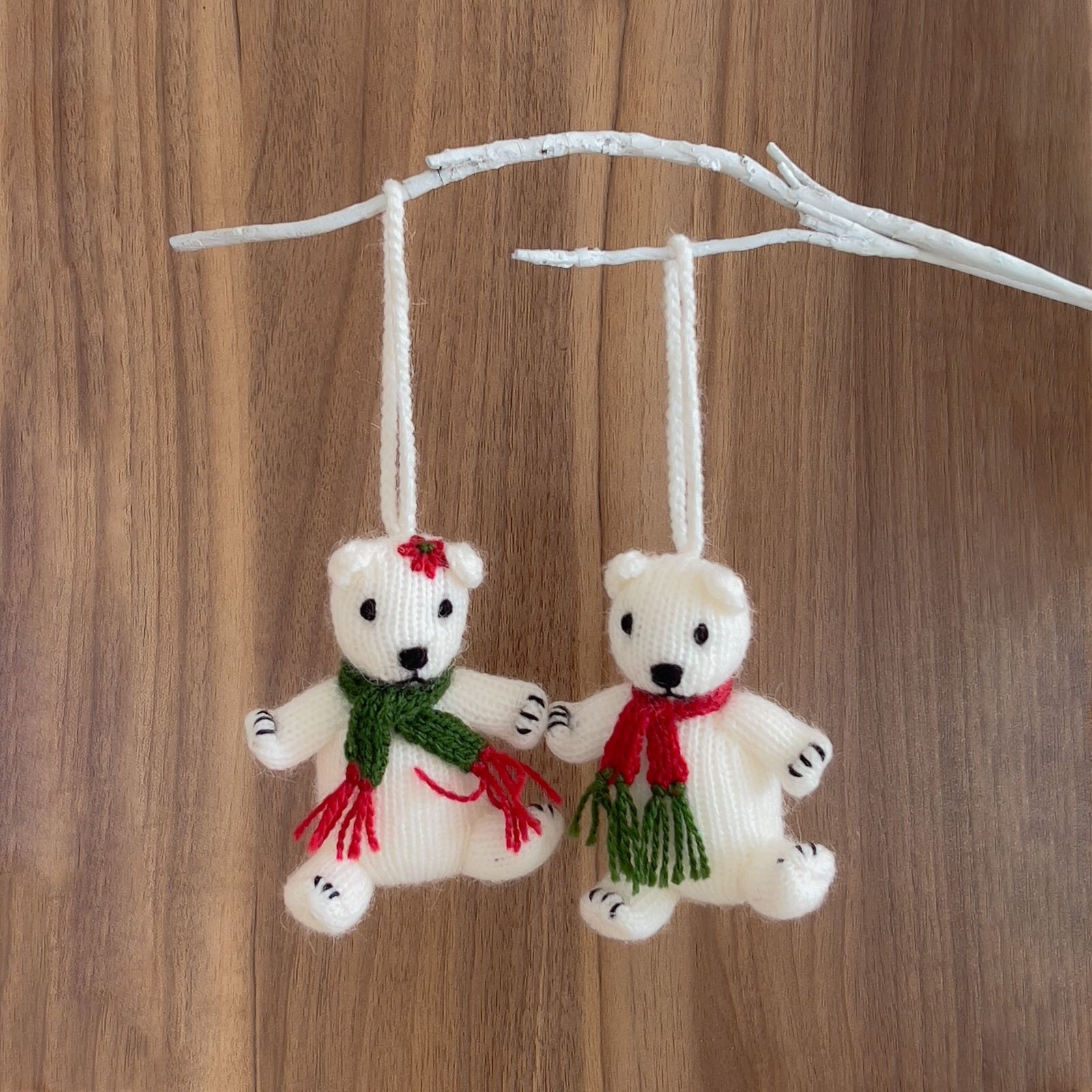 DECORATIVE ORNAMENTS AND KEYCHAINS