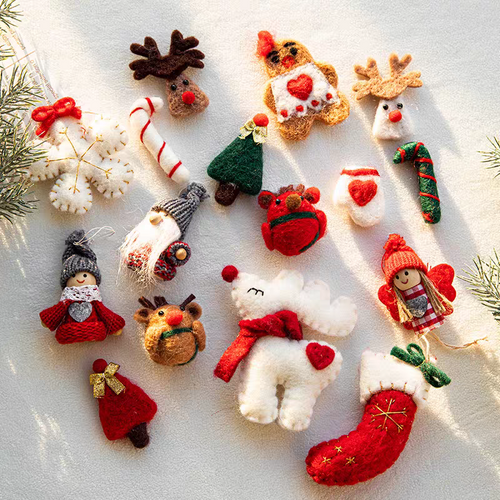 mini felt decoration
