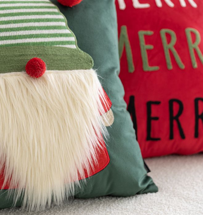 Christmas Decorative Cushion Covers – Add a Festive Touch