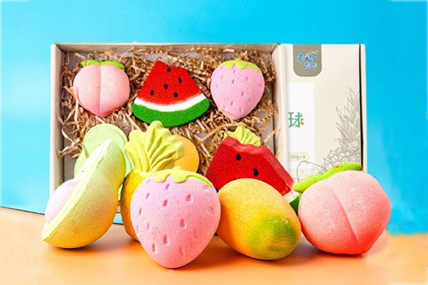 OEM Private Label Organic Fizzy Bath Bomb Set 6*150g Moisturizing Bubble Bath Ball Gift Set Extra Large Aromatherapy Bath Bombs