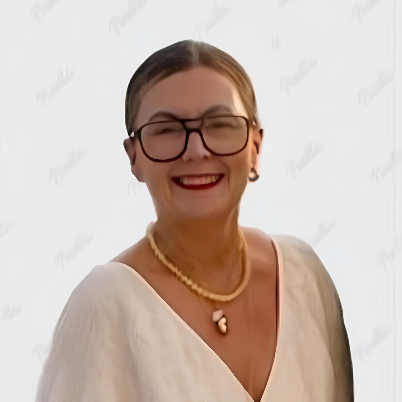 Estella Arroyo