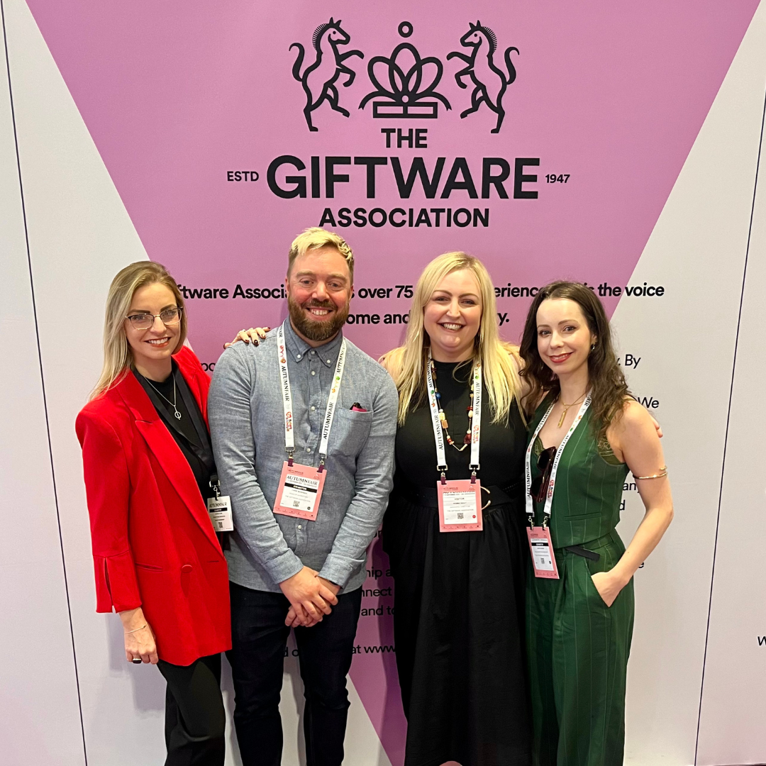 GIFT OF THE YEAR DISPLAY WHOLE