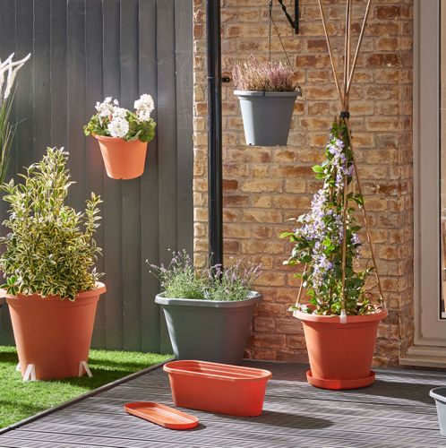 Clever Pots catalogue
