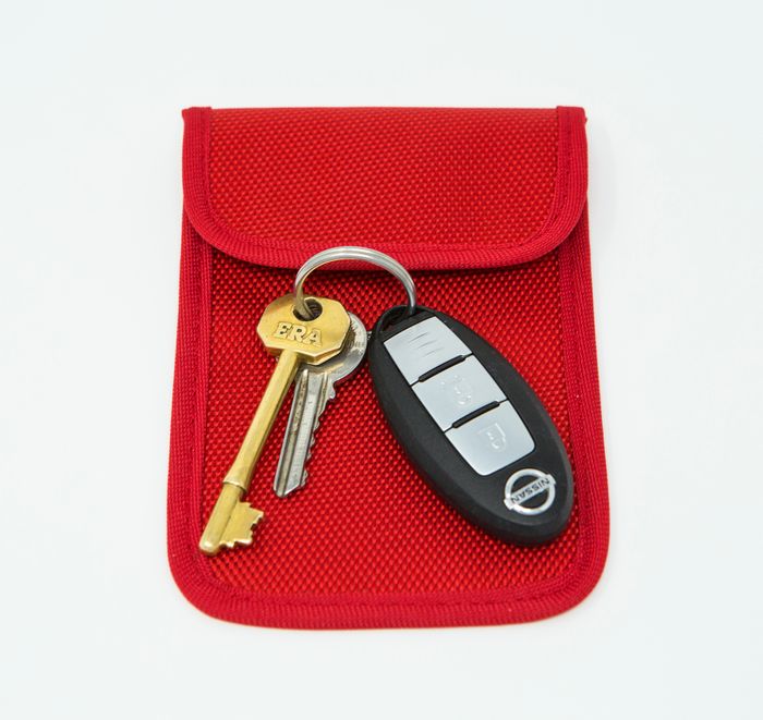 KeySafe  - signal blocking car key wallets