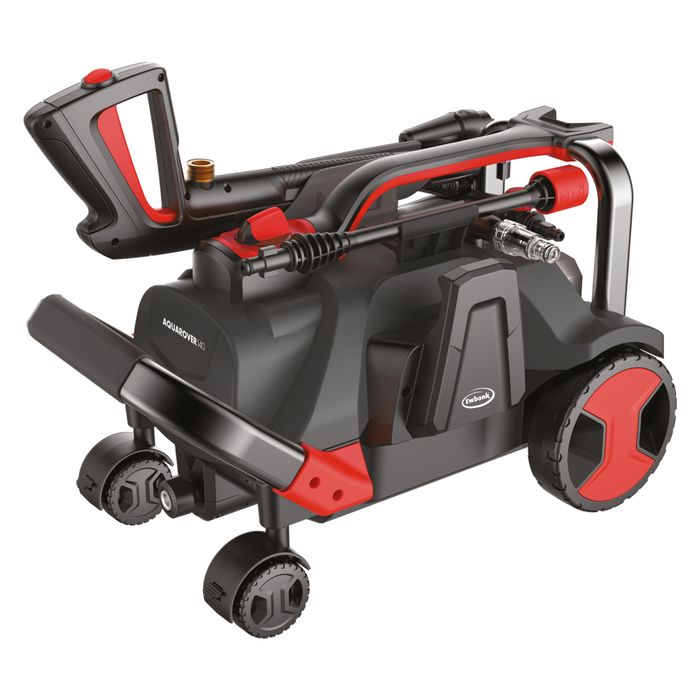 Take spring cleaning outside with Ewbank’s outdoor product range