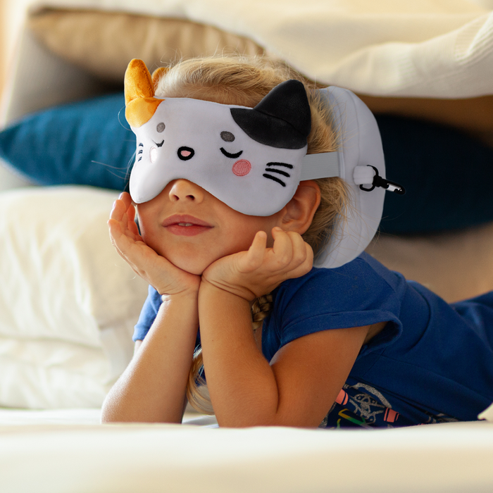 Relaxeazzz Travel Pillow - Gift of the Year Winner 2020