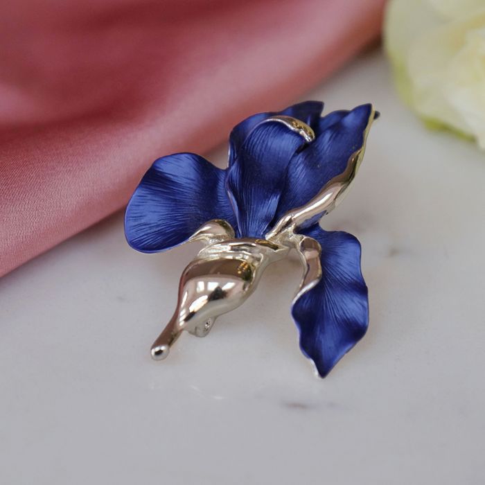 Iris flower jewellery shop