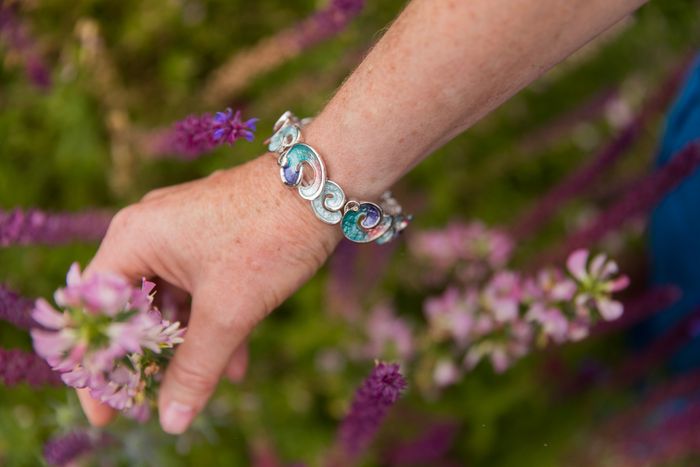 Hinged Bangles and Elasticated Bracelets