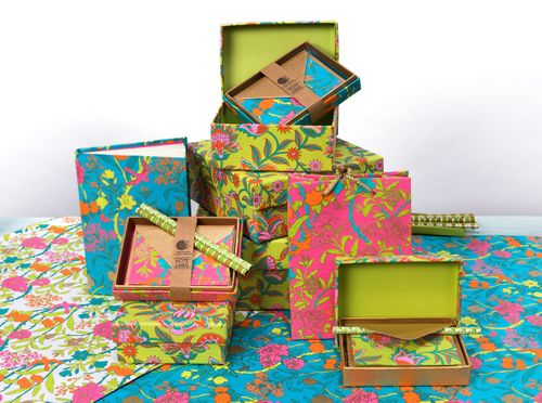 Gift Wraps, Bags and Boxes