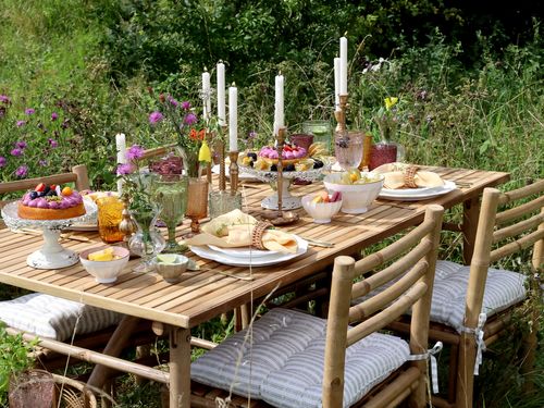 In Full Bloom SS24 Collection by Chic Antique