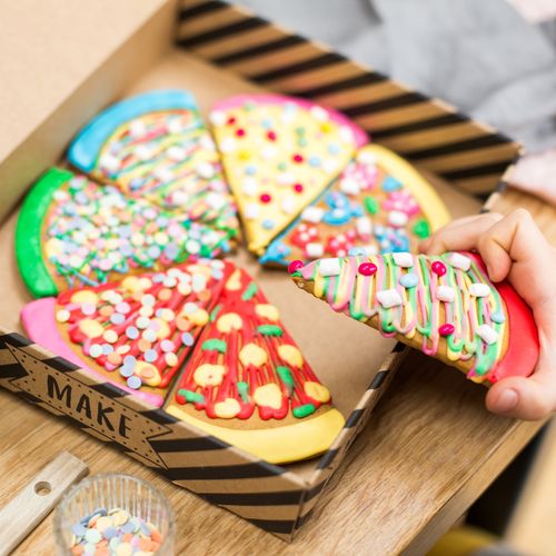 Pizza Lovers Biscuit Bake & Craft Kit