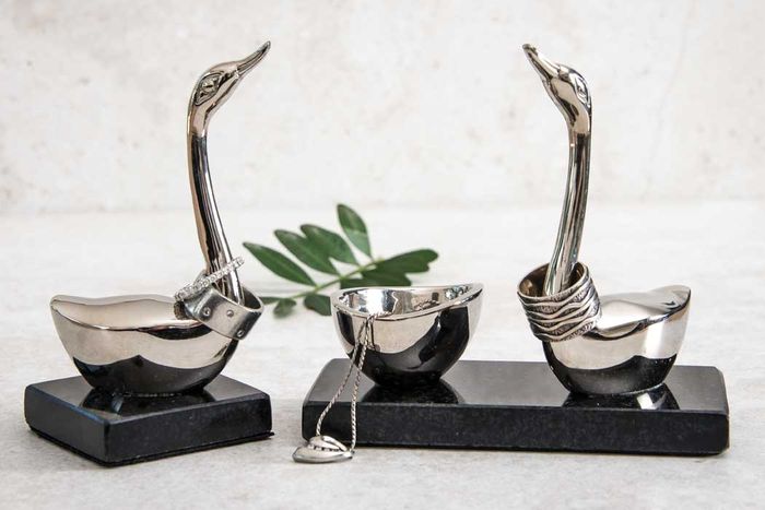 Oyster Jewellery Holders