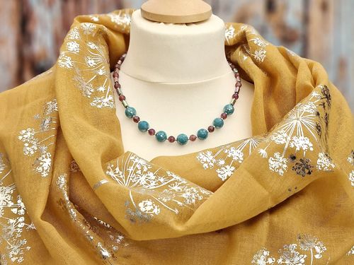 Star necklace by Ronin Jewellery
