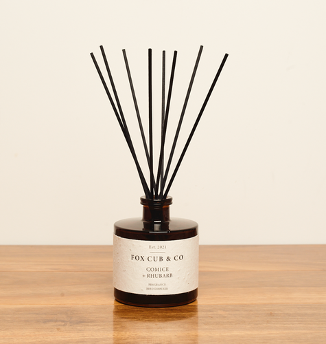 Comice + Rhubarb Reed Diffuser