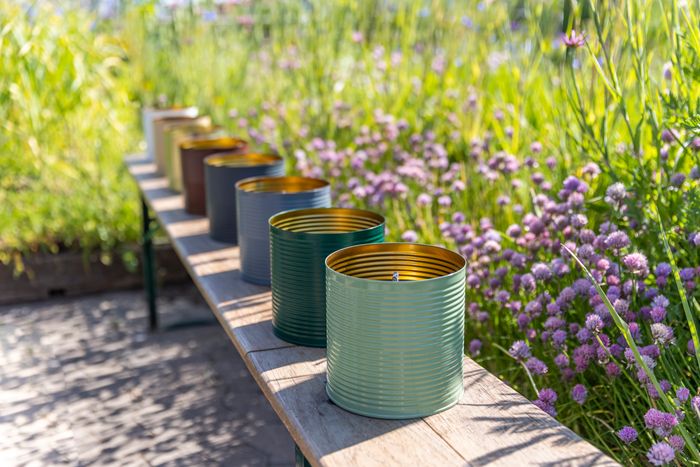 Living by Heart, Outdoor candles