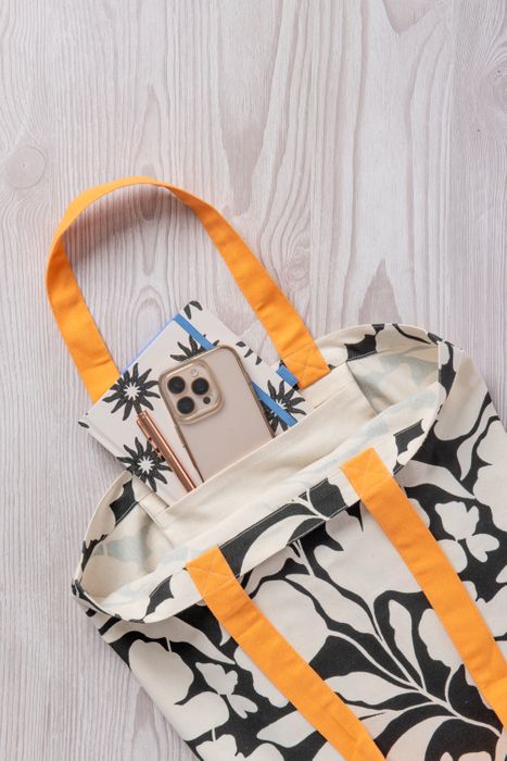 NEW Tote Bags from The Art File