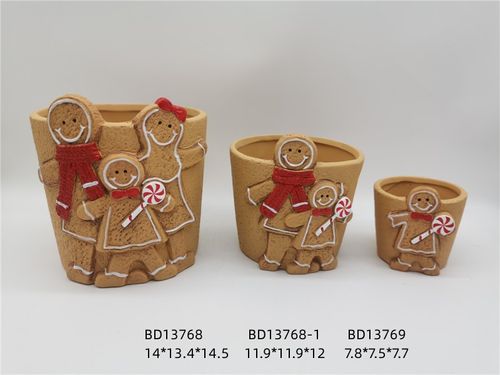Ceramic gingerbread man pot