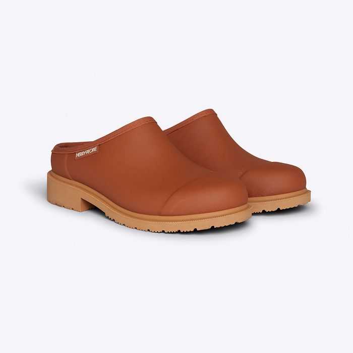 Billie // Rust Clog