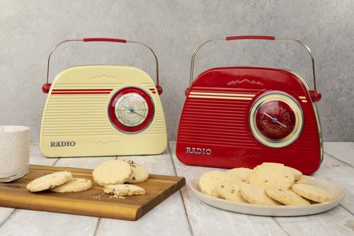 Cream & Red Retro Radios