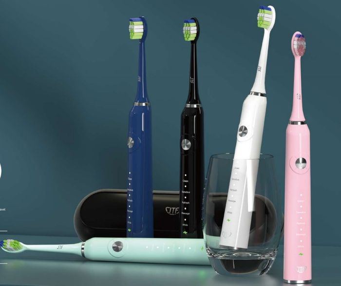 P200 sonic electric toothbrush with travel case