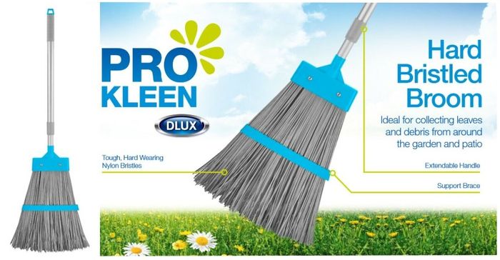 64152 - Hard Bristled Broom With Extendable Handle