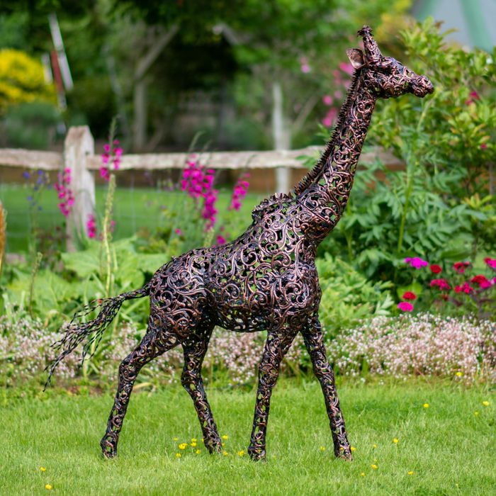 Giraffe Animal Sculpture