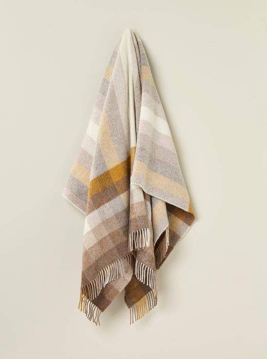 Woodale - Gold Throw (T0842/N08)