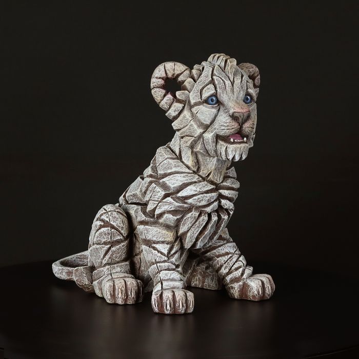 Edge Sculpture - Lion Cub