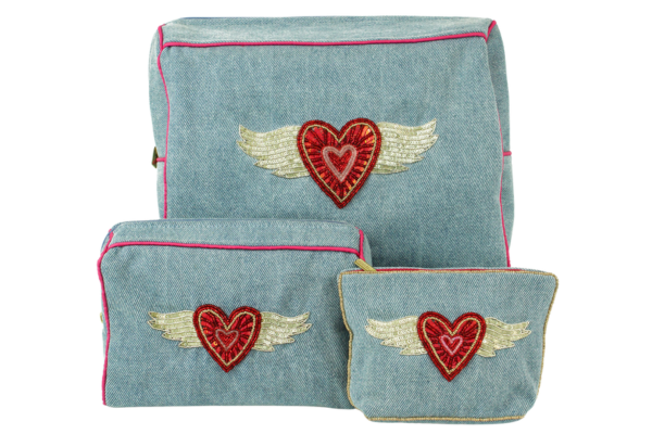 FLYING HEART DENIM WASH BAG