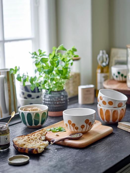 Linora Bowl, Green, Stoneware