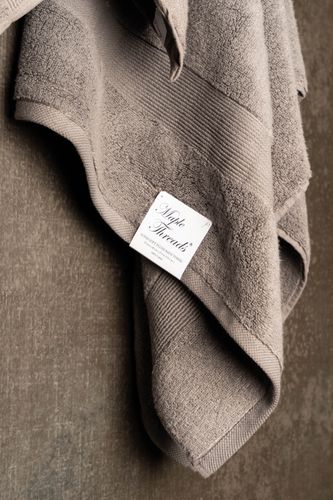 Zero Twist Bath Towel