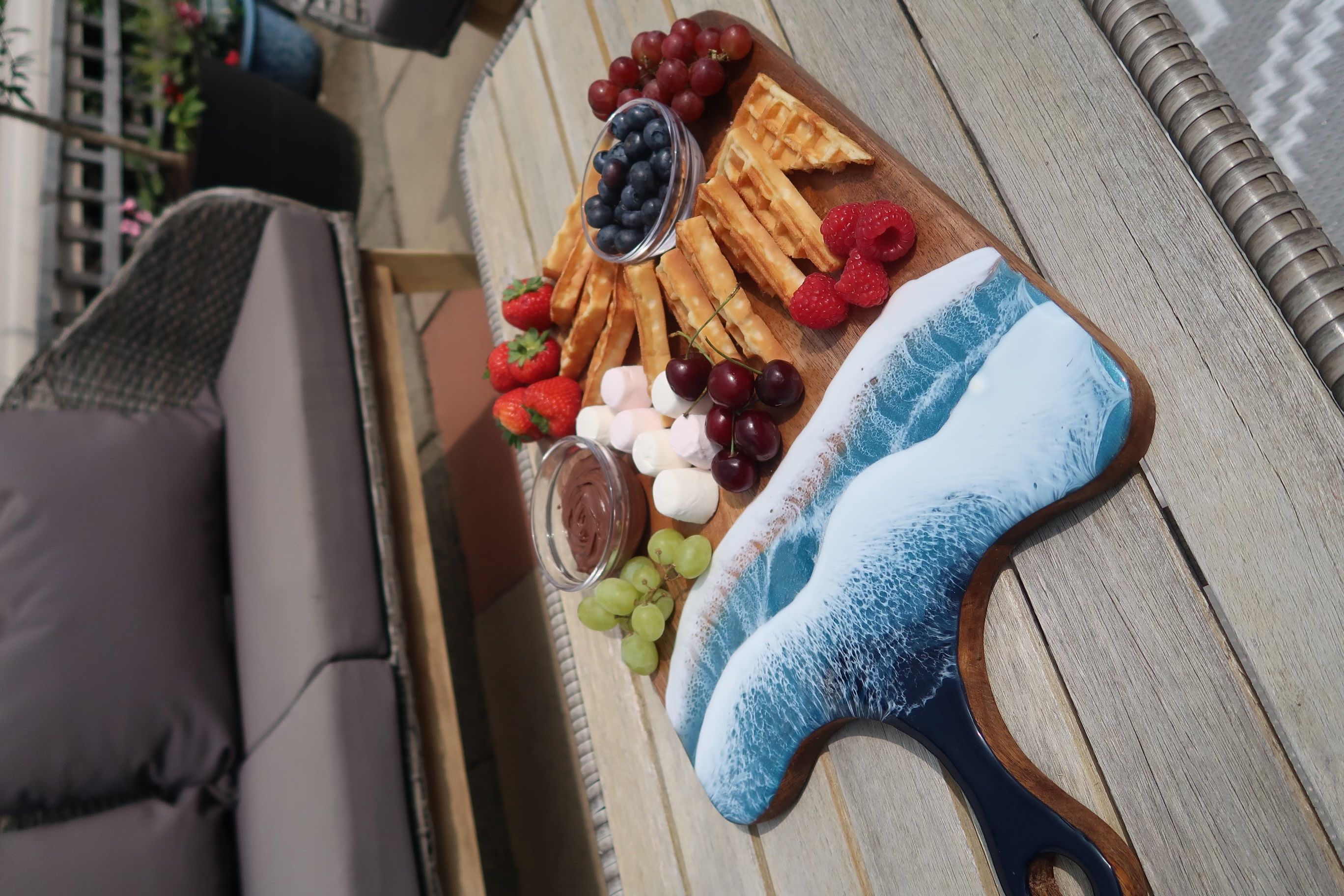 ‘Whitebeam’ Resin Serving board