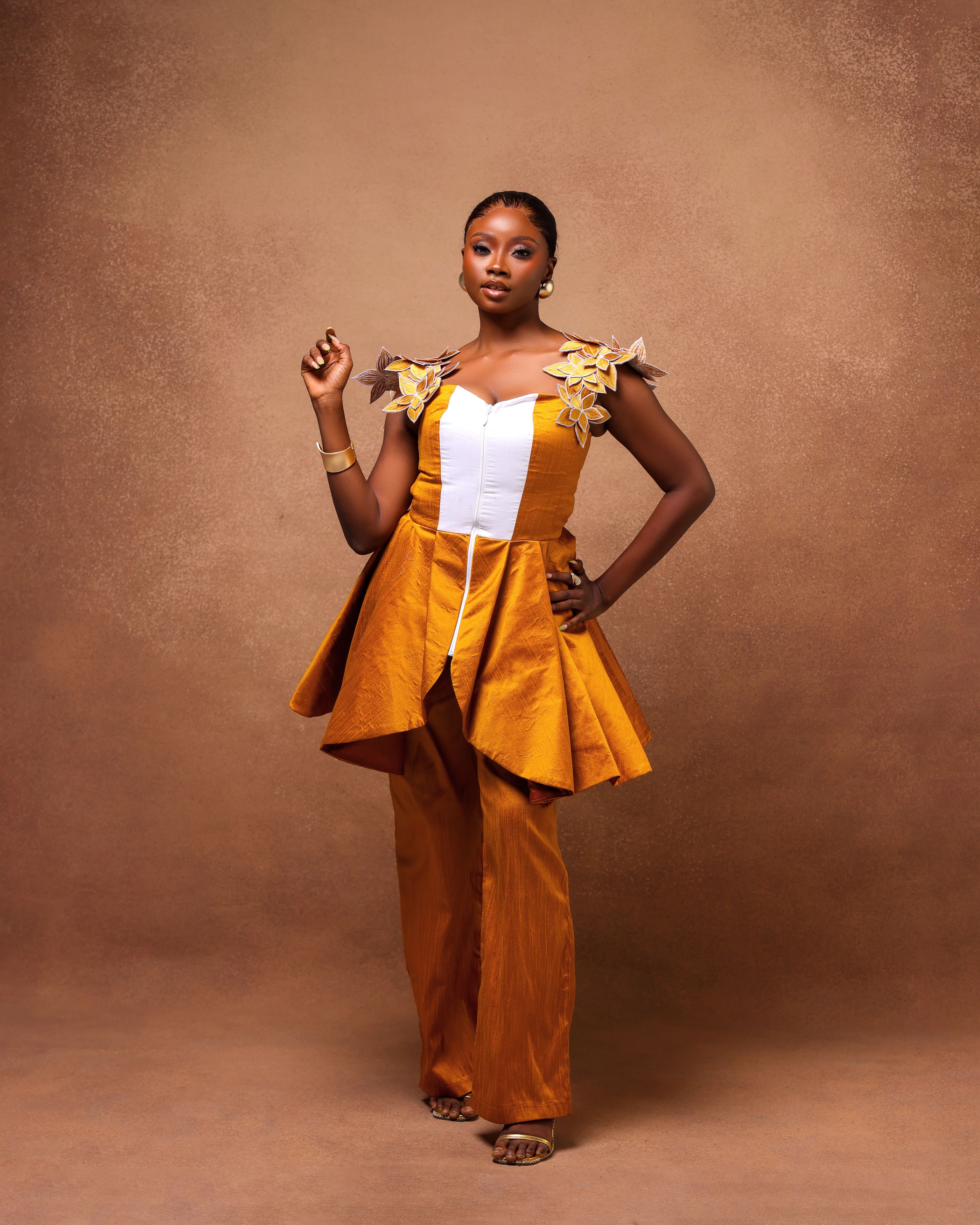 Sparkle 2-piece Pant Set