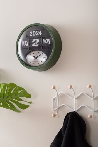 Wall Clock Round Flip