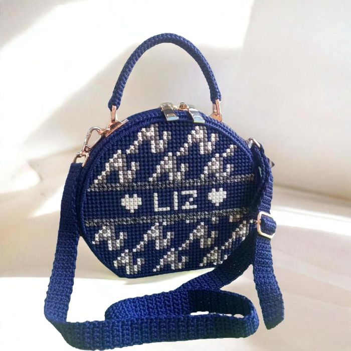 CUSTOMISED ROUND BAG