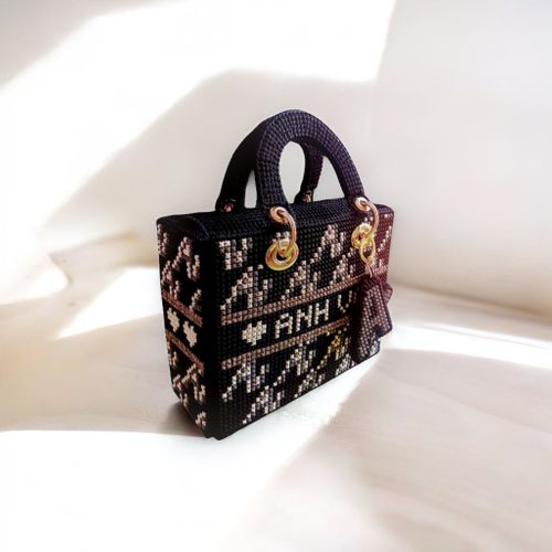CUSTOMISED SQUARE BLACK BAG