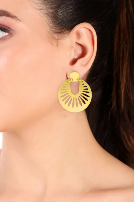 Naazia earrings,gold
