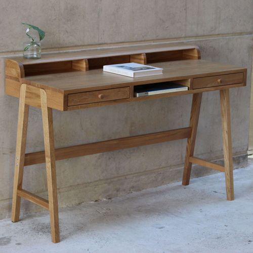 Pelican Desk