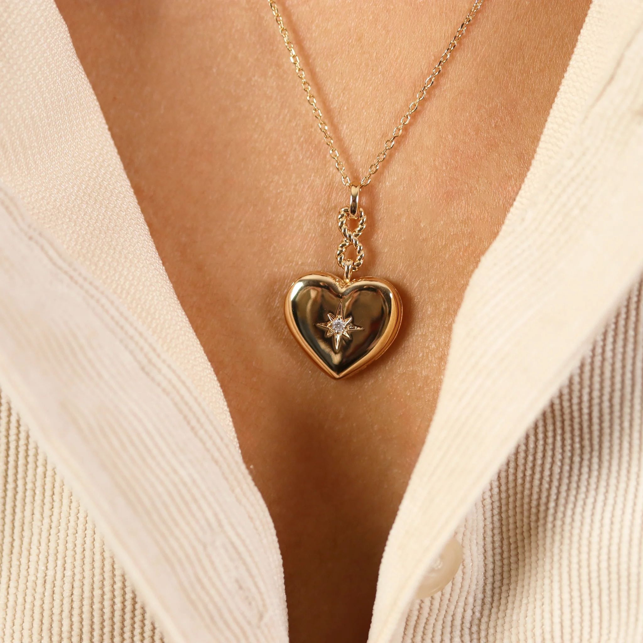 Sacred Heart Pendant Locket