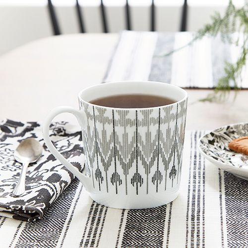 Bedeck of Belfast Tiga mug