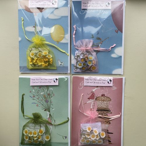 Greeting card with Daisy Chain gift Ready to Post