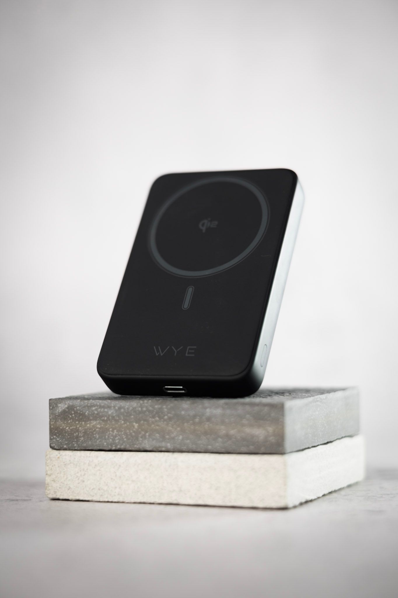 Premier Magnetic Wireless Charging Power Bank