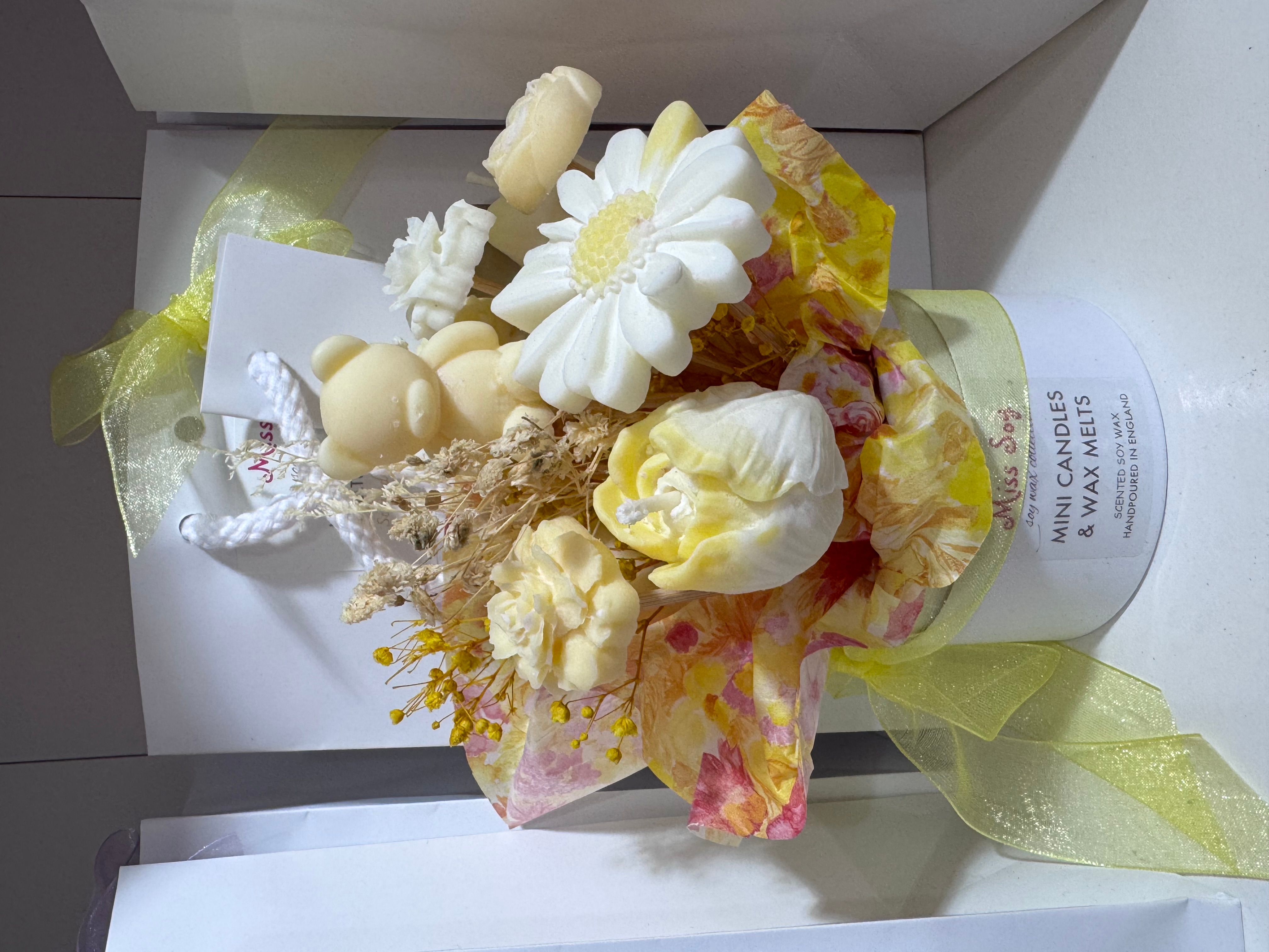 wax flowers - small candles and wax melts